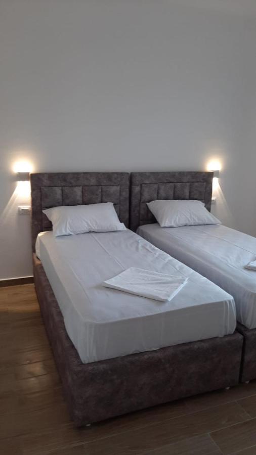 Sea & Sun Apartment Vlorë Esterno foto