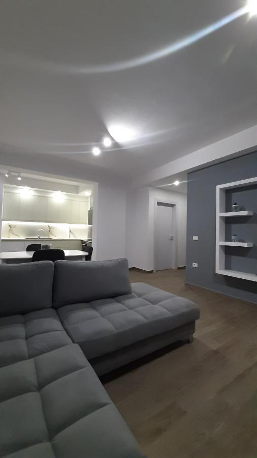 Sea & Sun Apartment Vlorë Esterno foto