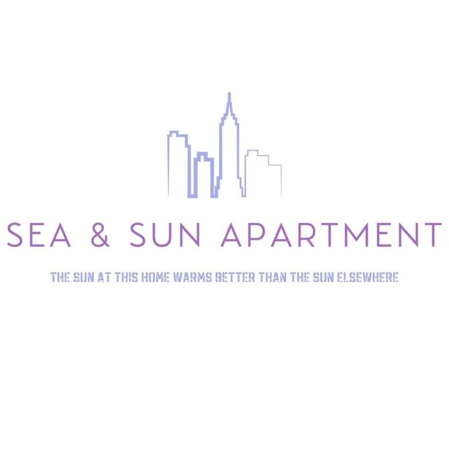 Sea & Sun Apartment Vlorë Esterno foto